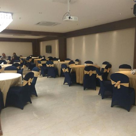 Hotel Picasso Paschim Vihar Delhi - Couple Friendly Local Ids Accepted Экстерьер фото