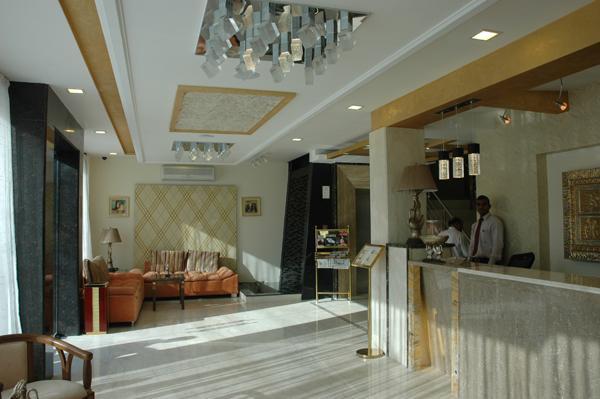 Hotel Picasso Paschim Vihar Delhi - Couple Friendly Local Ids Accepted Экстерьер фото